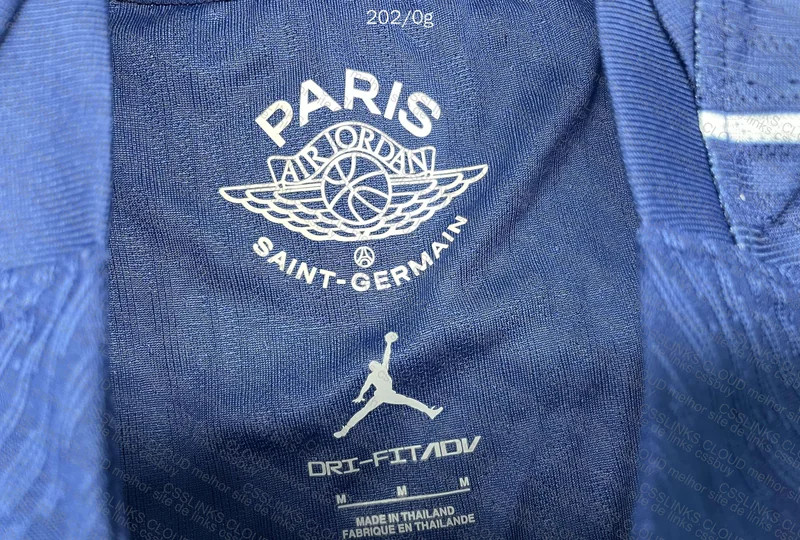 PSG 24/25 Shirt (help please) 2