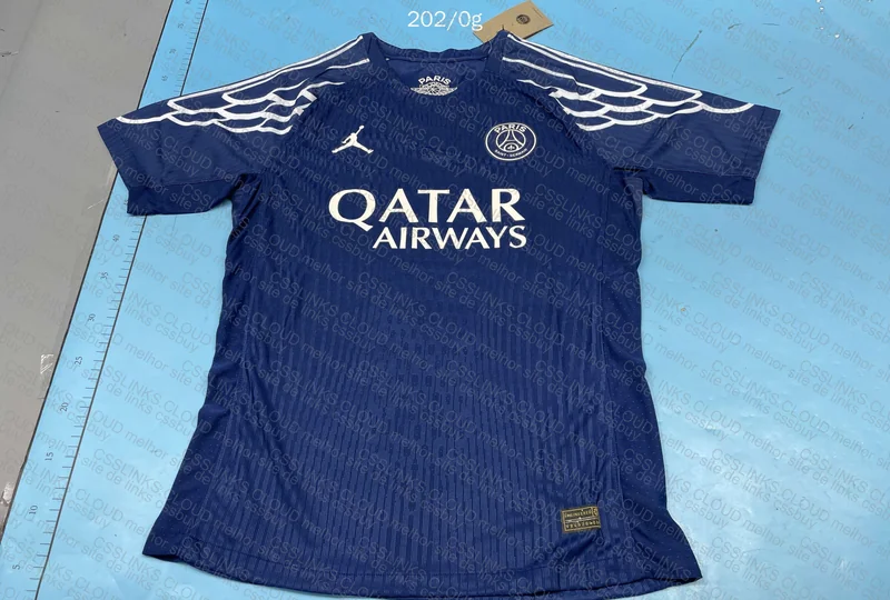 PSG 24/25 Shirt (help please) 3