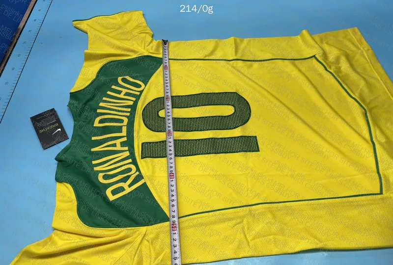 R10 Total 90 Brazil Shirt GL or RL? 4
