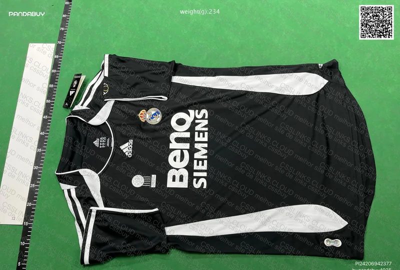 Real Madrid Jersey 2006 Retro