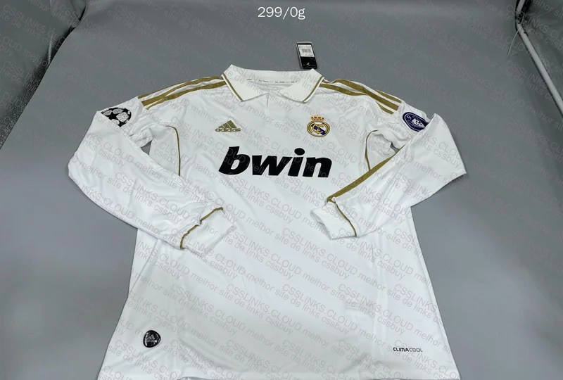 Real Madrid 2011/2012 Goat Jersey 2