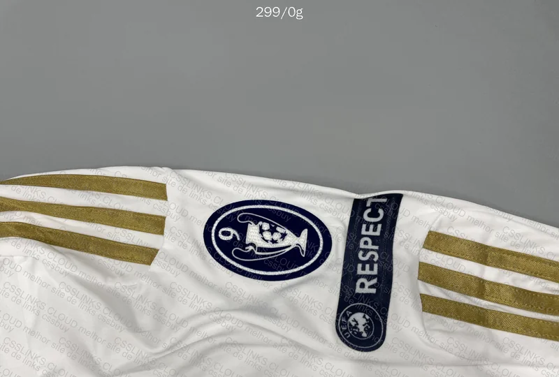 Real Madrid 2011/2012 Goat Jersey 4