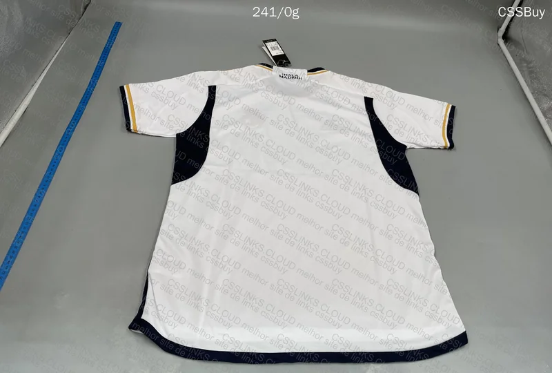 Real Madrid 23/24 Jersey 4