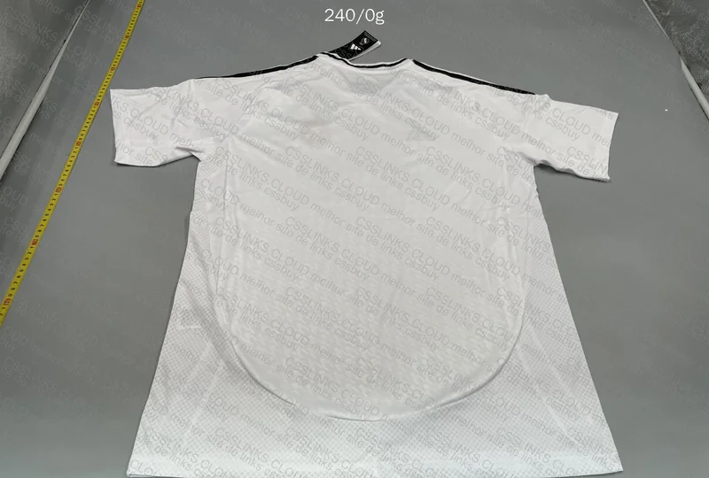 Real Madrid 24/25 Jersey