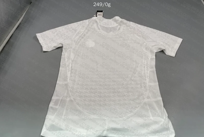 Real Madrid 24/25 Jersey 2