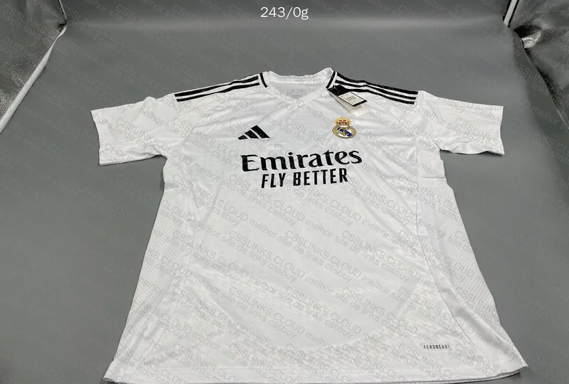 Real Madrid 24/25 - Fan Version Jersey