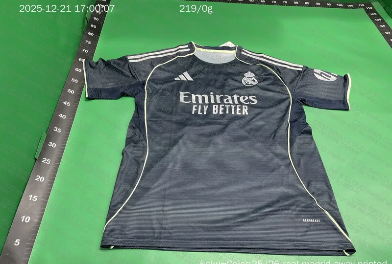 Real Madrid Away Jersey 25/26 6