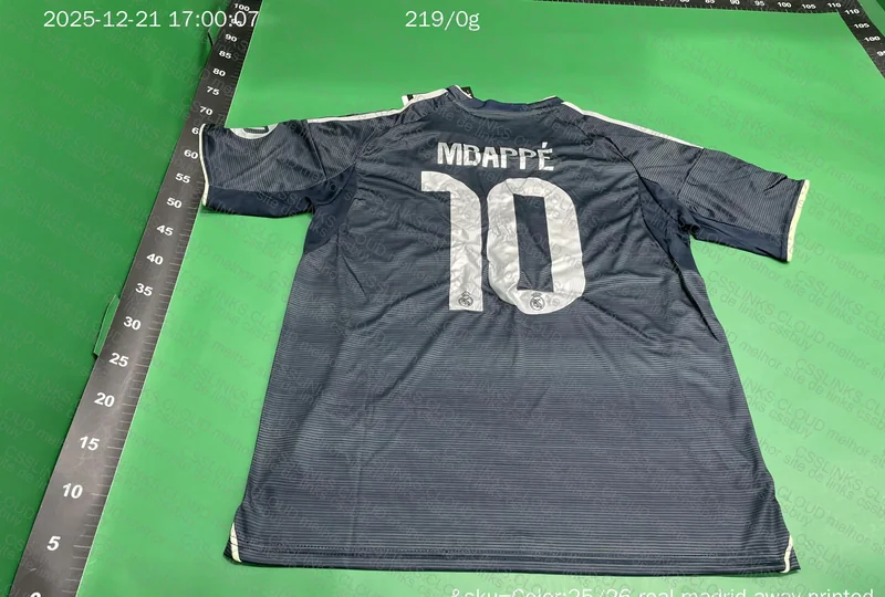 Real Madrid Away Jersey 25/26 7