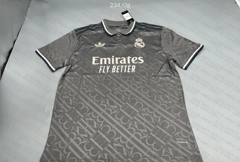 Real Madrid III 24/25 Jersey 4