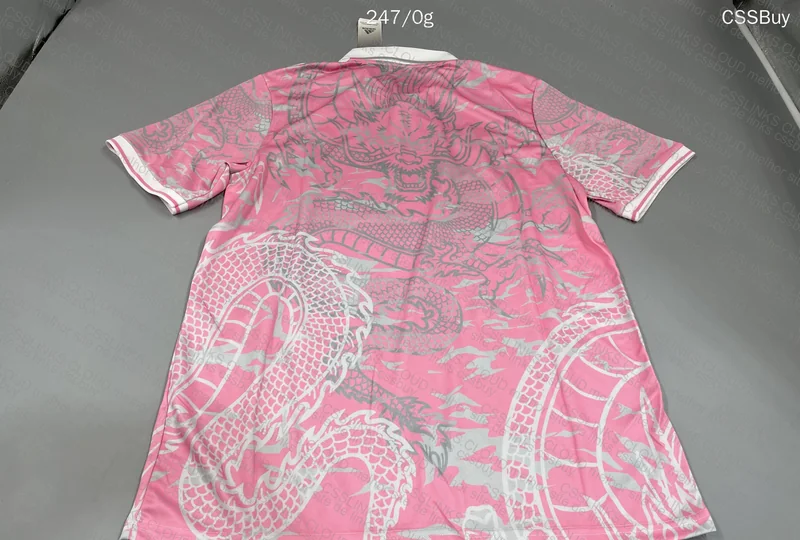 Real Madrid Pink Jersey 5