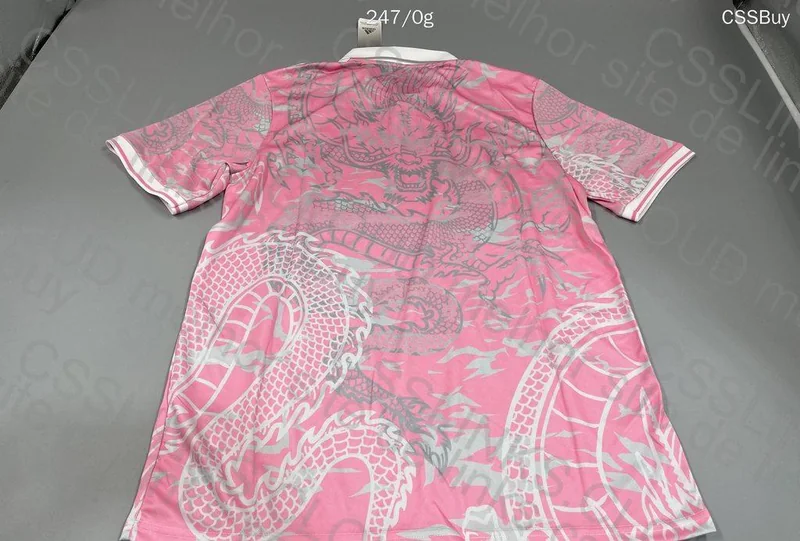 Real Madrid Pink Jersey 6