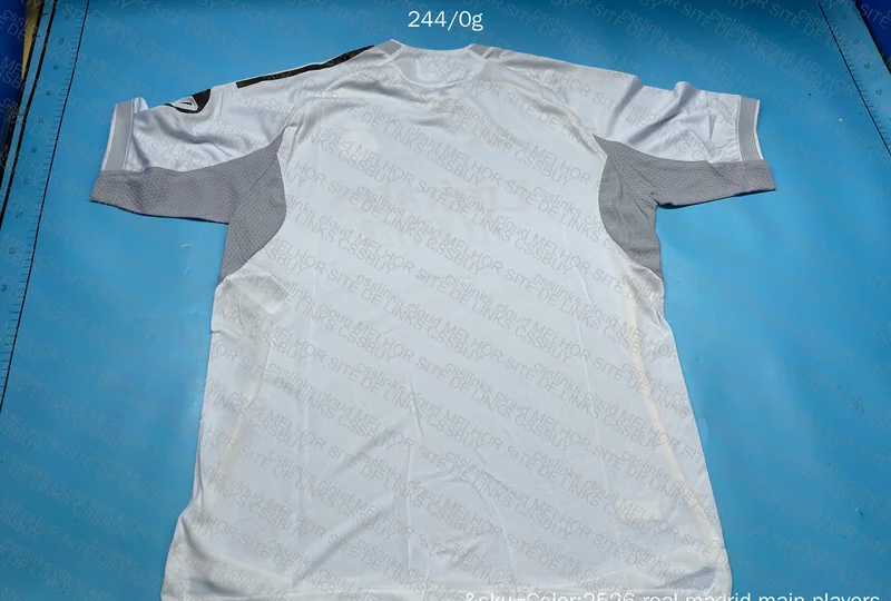 Real Madrid Player Jersey 25/26 2