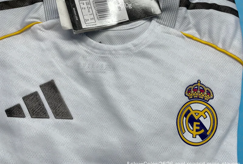 Real Madrid Player Jersey 25/26 5