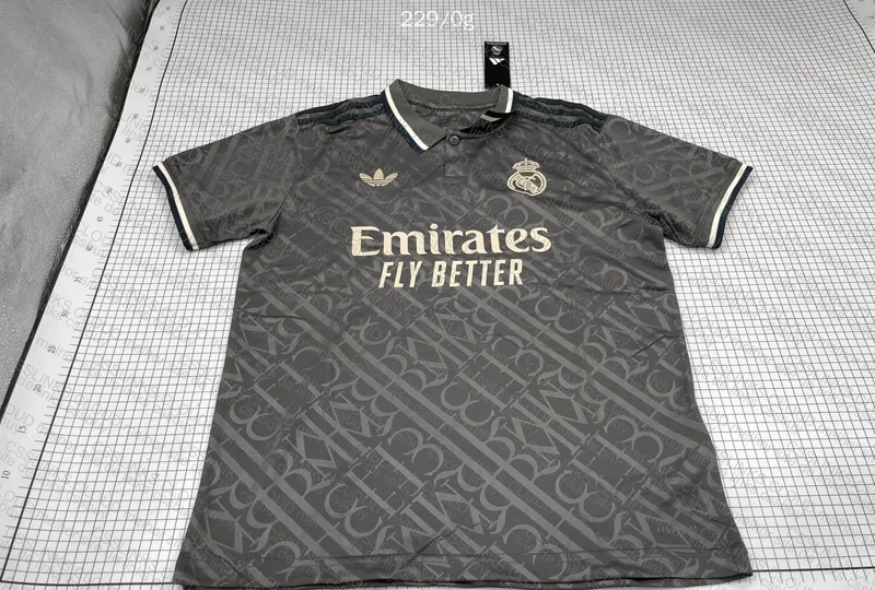 Real Madrid - Fan Jersey