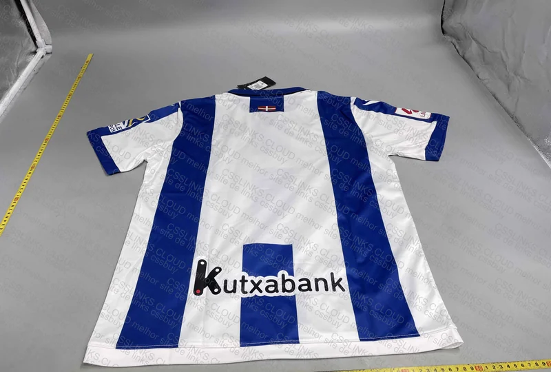 Real Sociedad Jersey 23/24 3