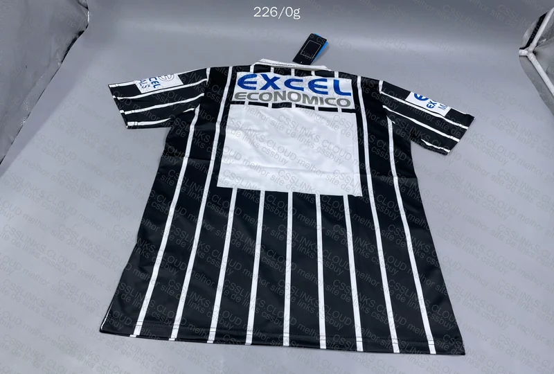 Corinthians (Client) Retro Shirt 4