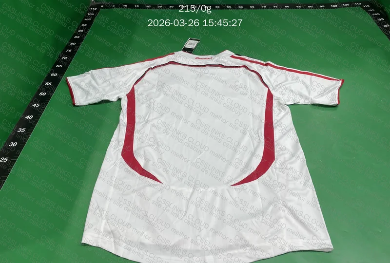 Camisa Retrô do Milan Branca 2007 3