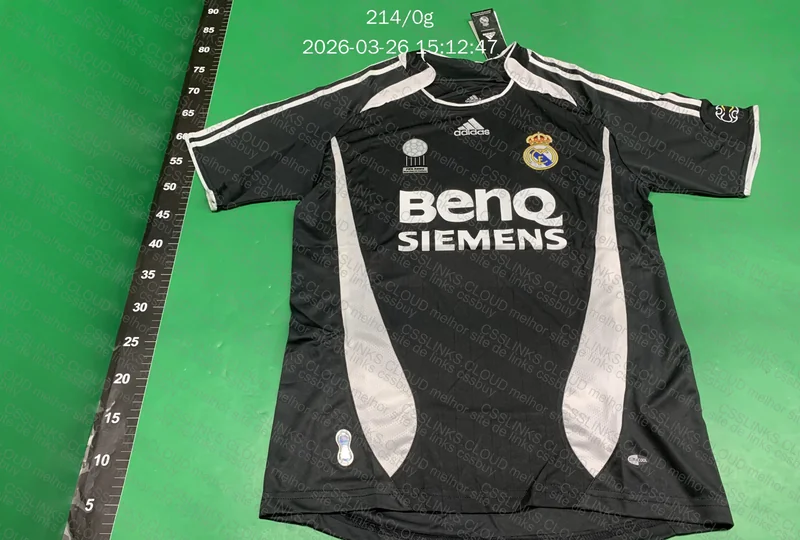 CAMISA RETRÔ DO REAL MADRID 3