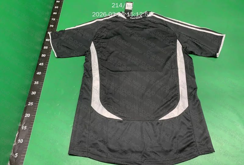 CAMISA RETRÔ DO REAL MADRID 7