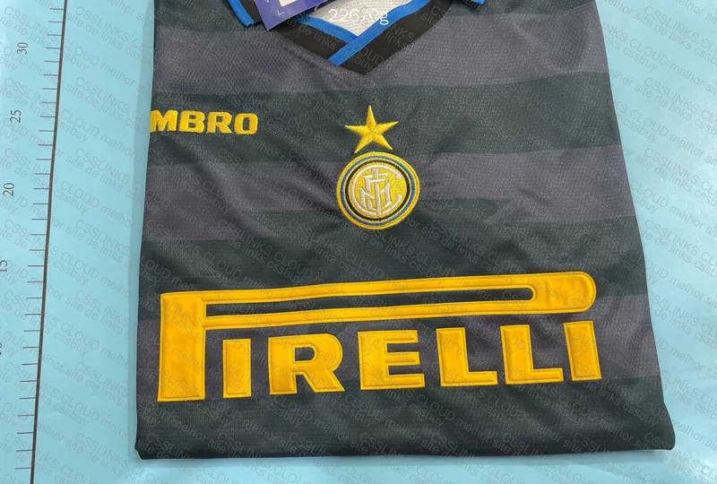 Inter Retro Shirt 2