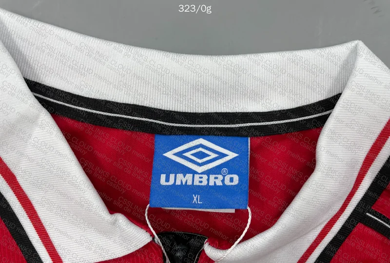 Manchester United Retro Shirt 98/99 2