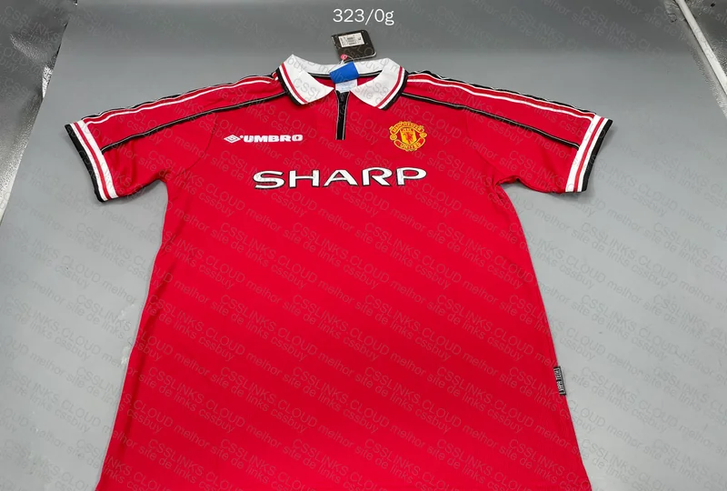 Manchester United Retro Shirt 98/99 3