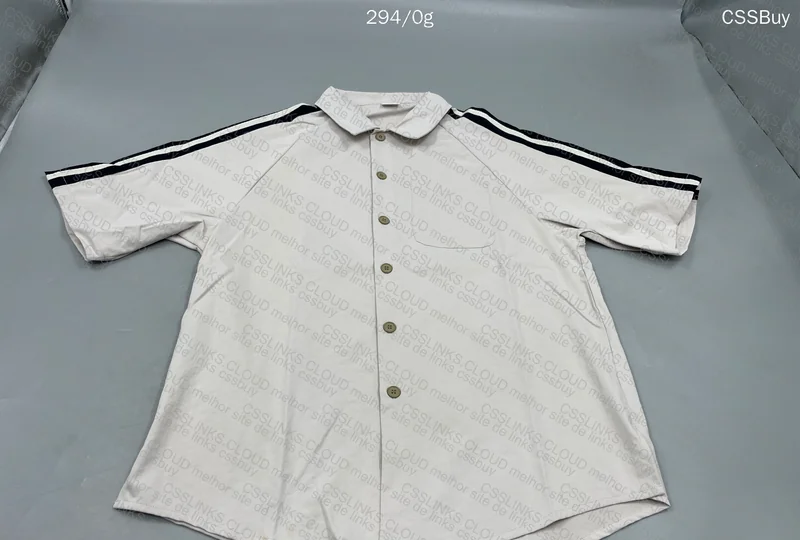 Oversized Retro Shirt 3