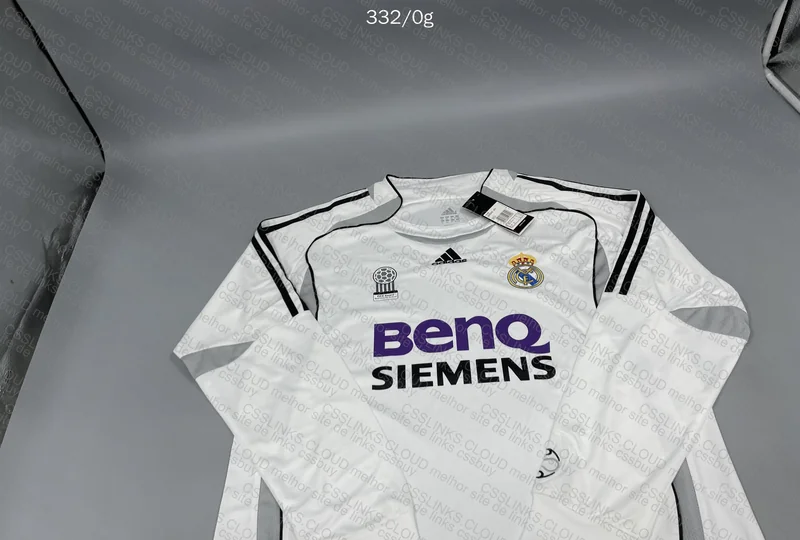 Real Madrid Retro Shirt 2