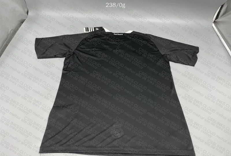 Real Madrid Retro Away Shirt 2008/09 4