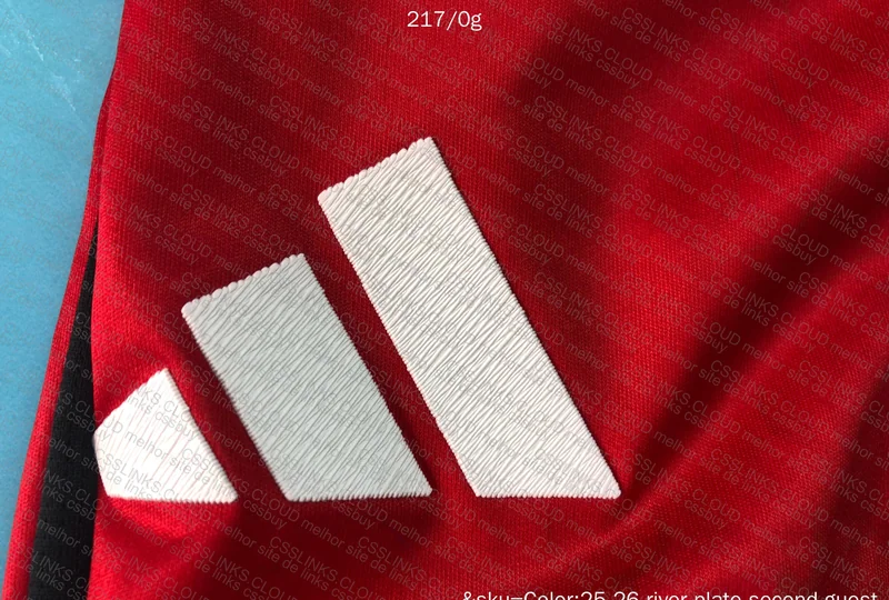 River Player Model Shirt 5