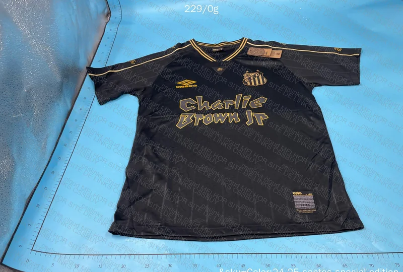 Santos Charlie Brown Jr Jersey 3