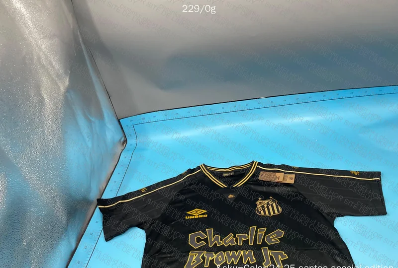 Santos Charlie Brown Jr Jersey 4