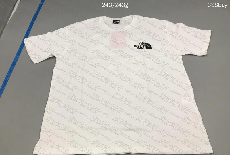 THE NORTH FACE Shirt