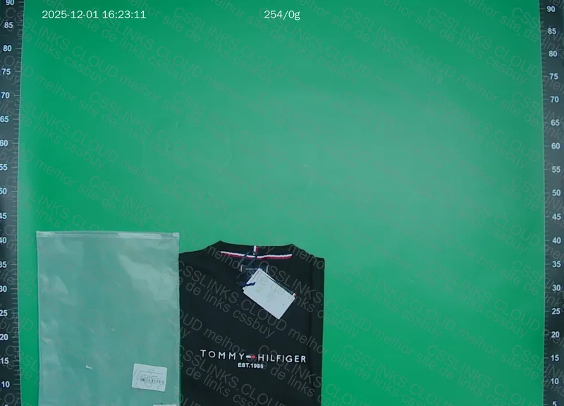 Tommy Shirt