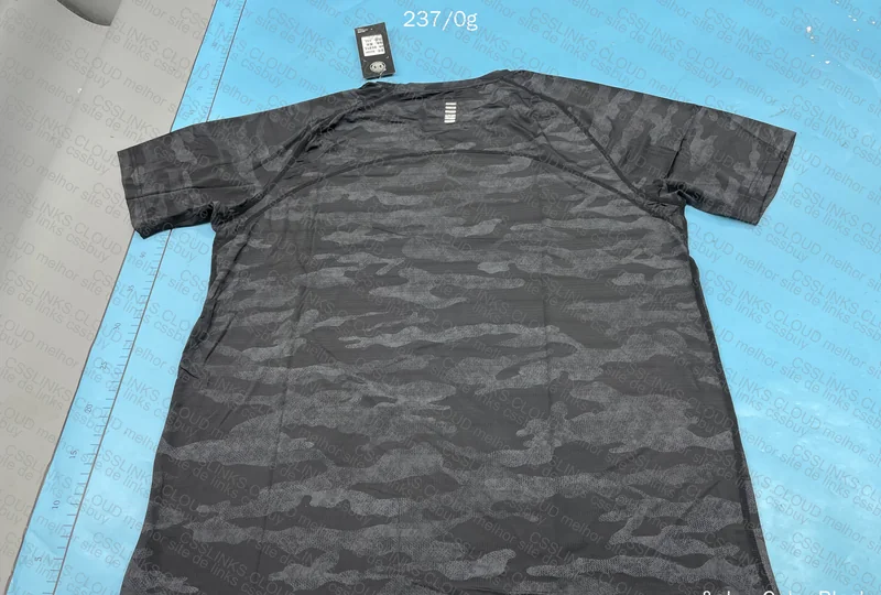 Under Armour Compression Shirt 2