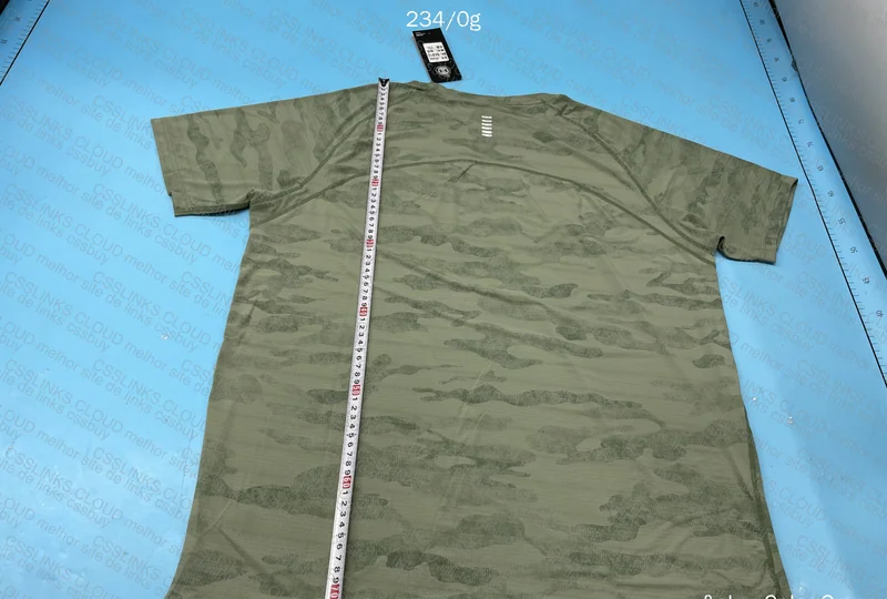 Under Armour Compression Shirt 6