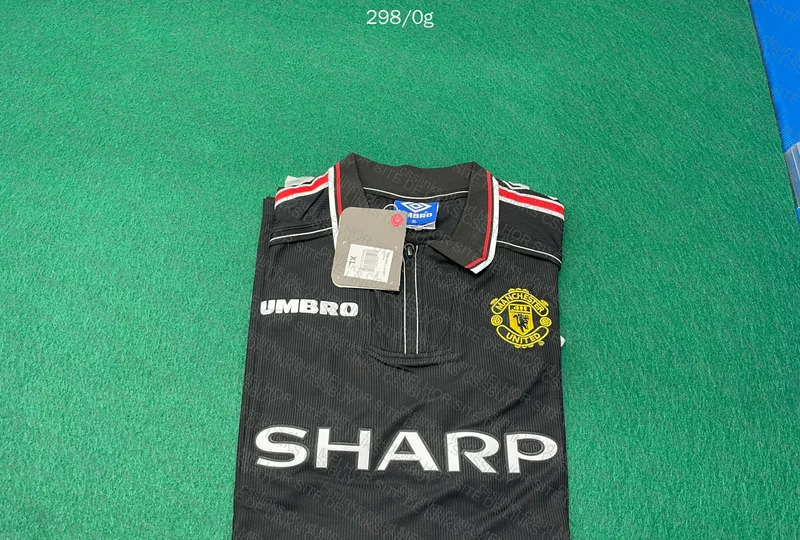 United Shirt 3