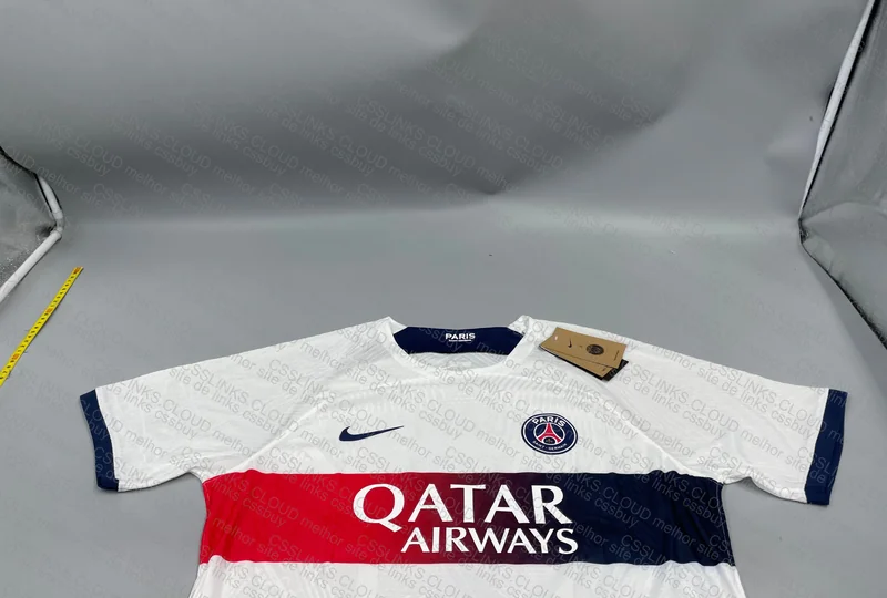 Random Player Version Shirt 2