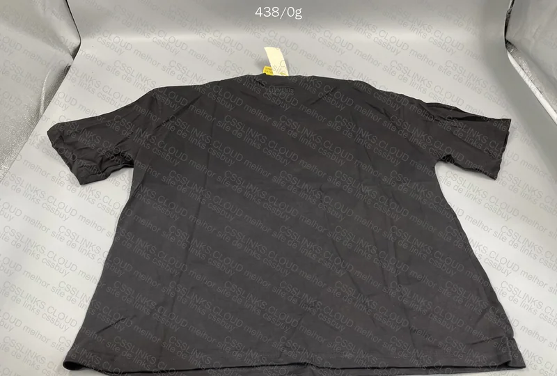 Vetements Shirt 3