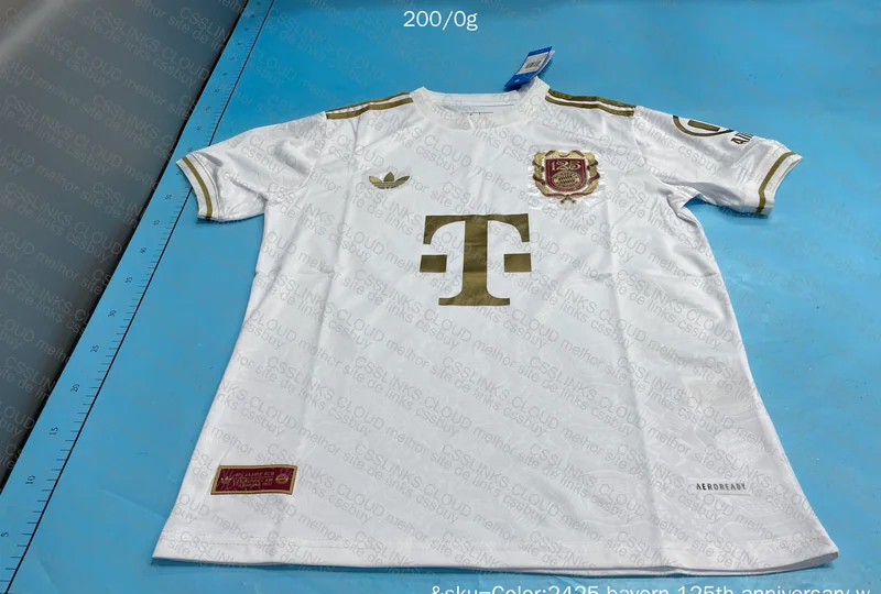 Team Jerseys - Bayern 125 Years and Arsenal Away 24/25 6