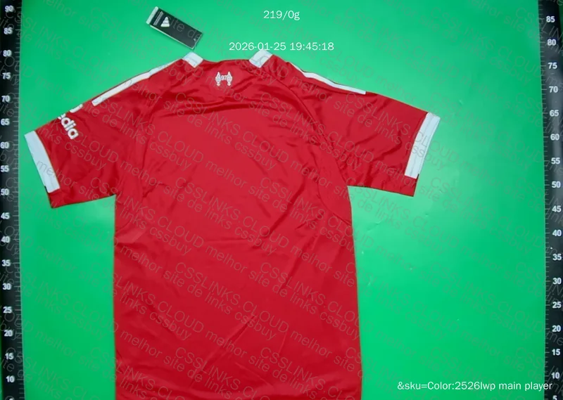 Camisas Liverpool 25/26 4