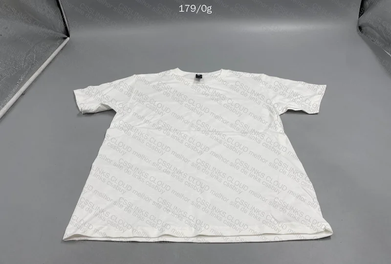 Slim Basic Gildan Jerseys (With Measurements) 4