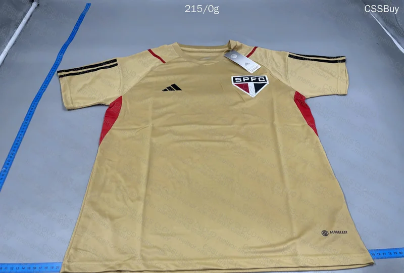 SPFC Away and Training Jerseys 6