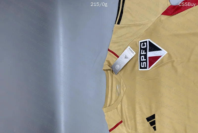 SPFC Away and Training Jerseys 7