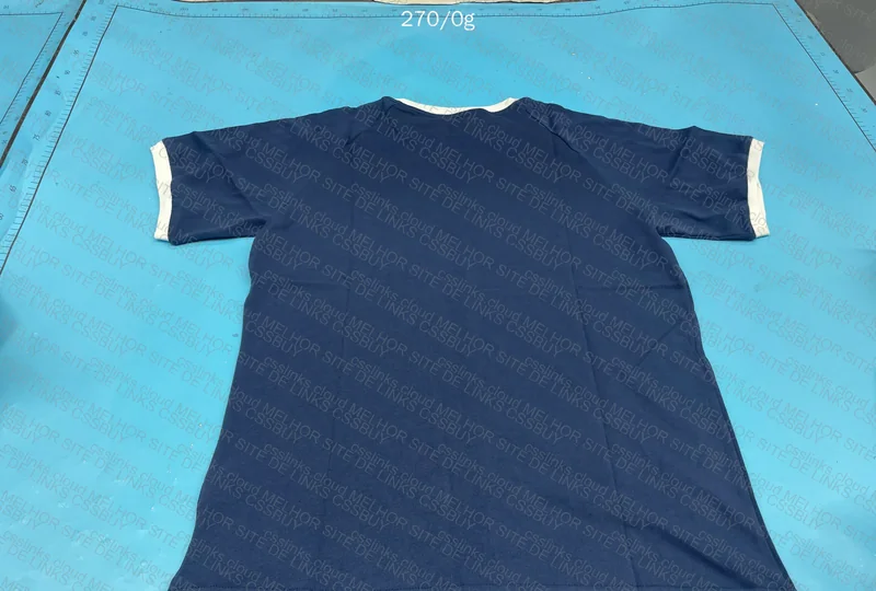Adidas T-Shirt 4