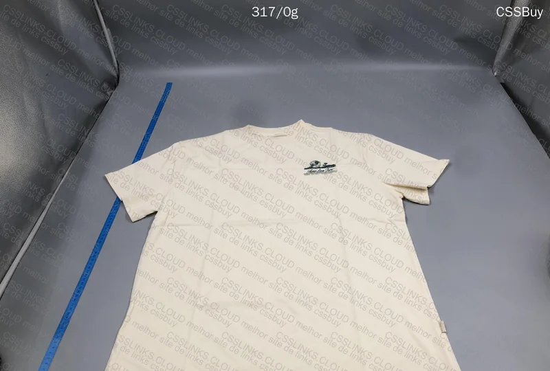 Aimé Pie T-Shirt 4
