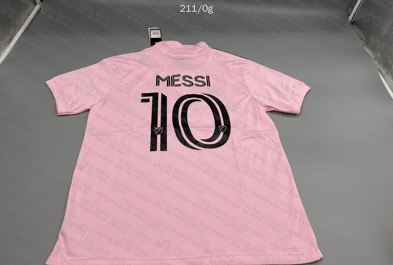 Random T-Shirt 3