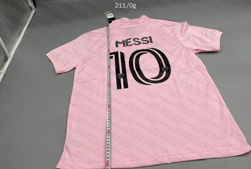 Random T-Shirt 4