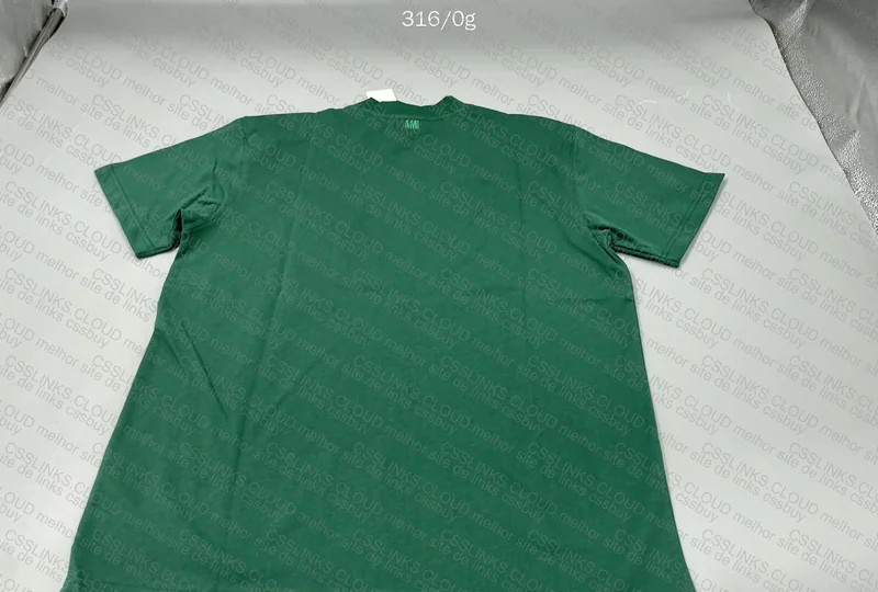 AMI Paris T-Shirt 3
