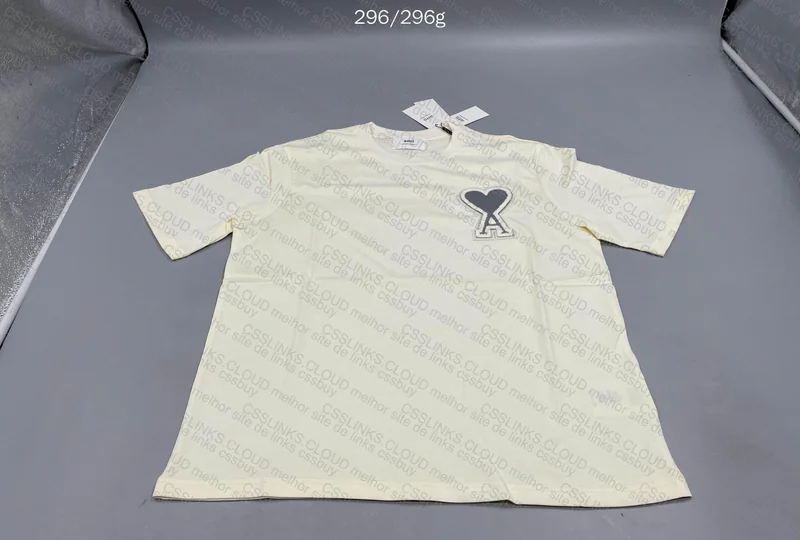 Ami Paris T-Shirt